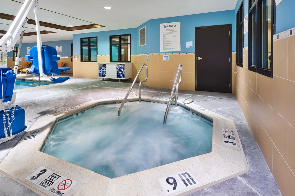 Holiday Inn Express & Suites WARMINSTER - HORSHAM, Bucks