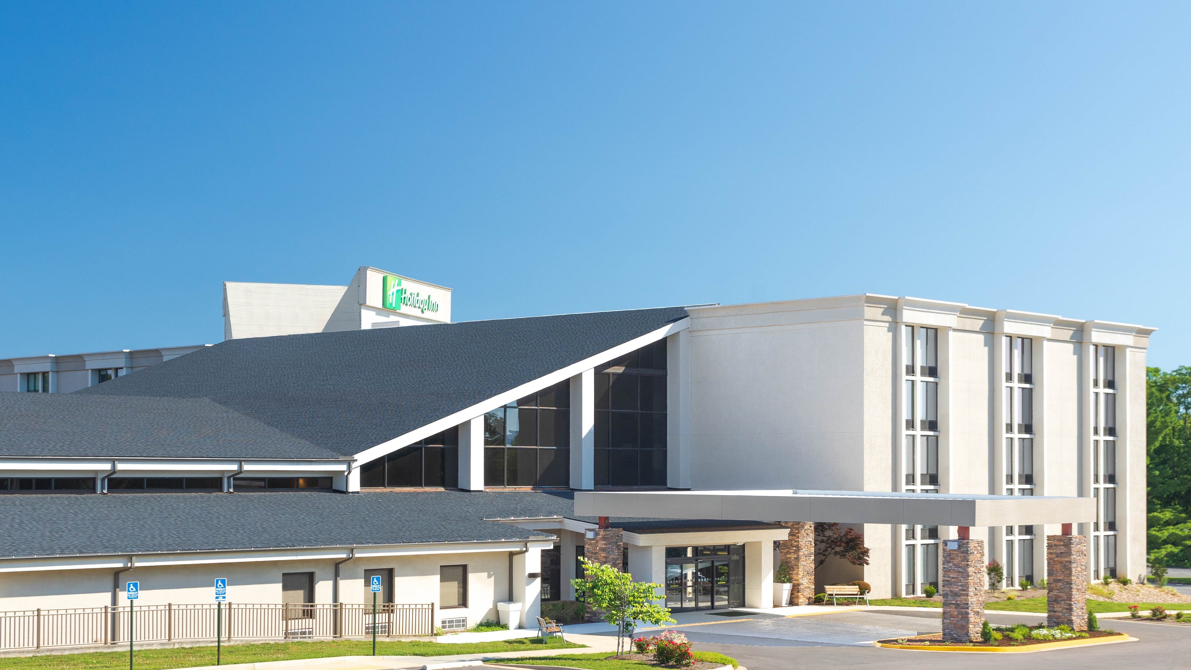 Holiday Inn Roanoke Airport-Conf Center