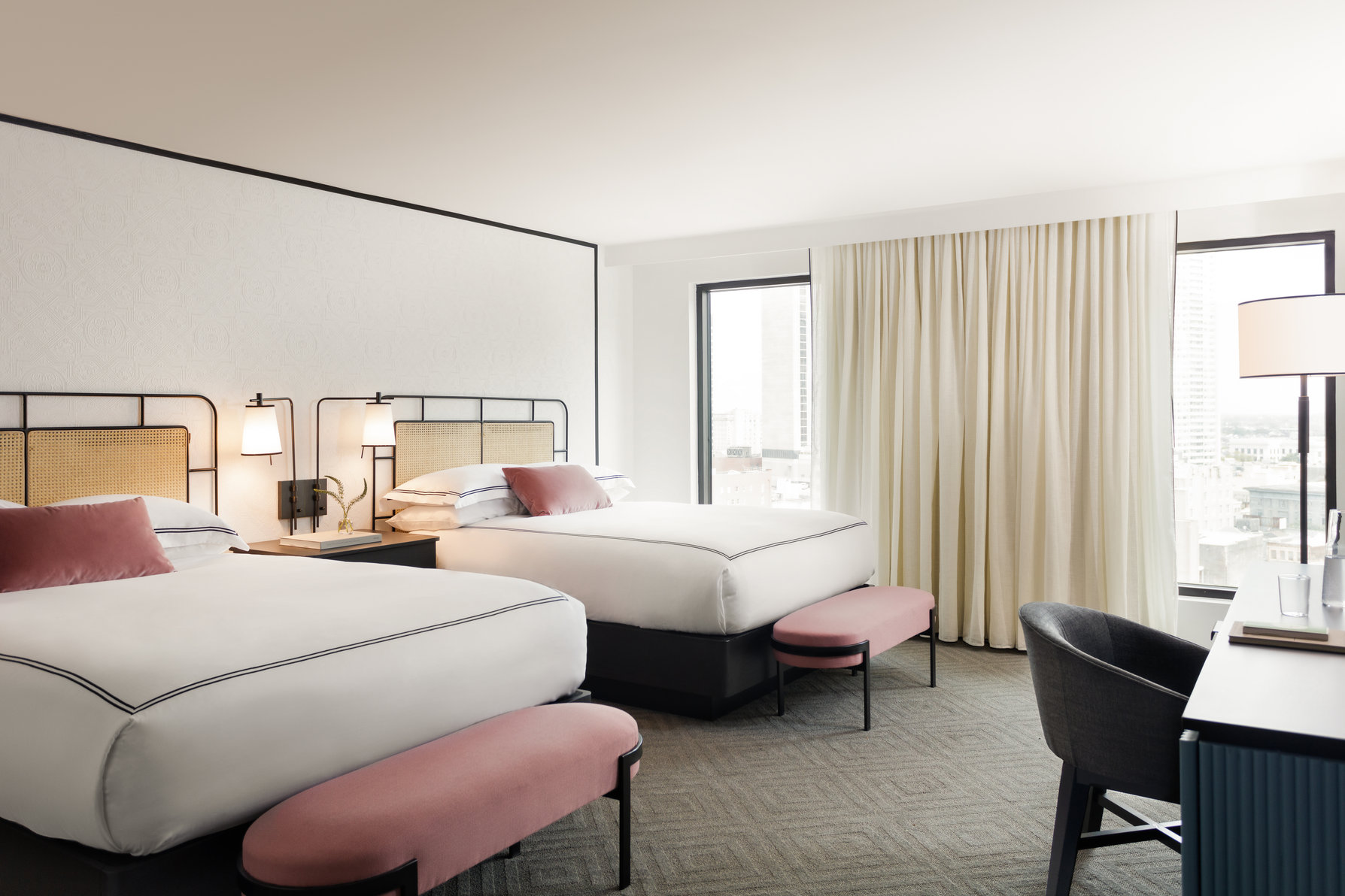 Kimpton HOTEL FONTENOT, an IHG hotel Room Type - 2 Queen Premium Communications Accessible City View