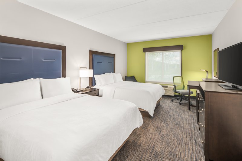2 QUEEN BEDS NONSMOKING