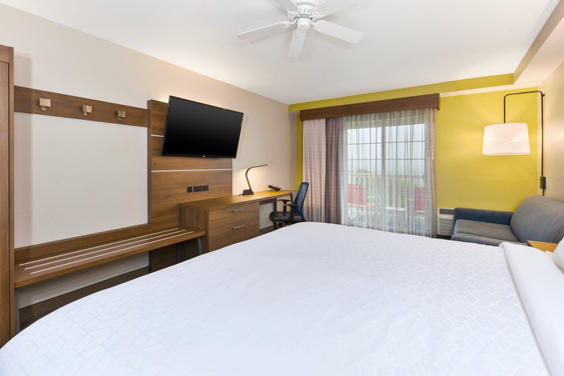Holiday Inn Express and Suites Petoskey