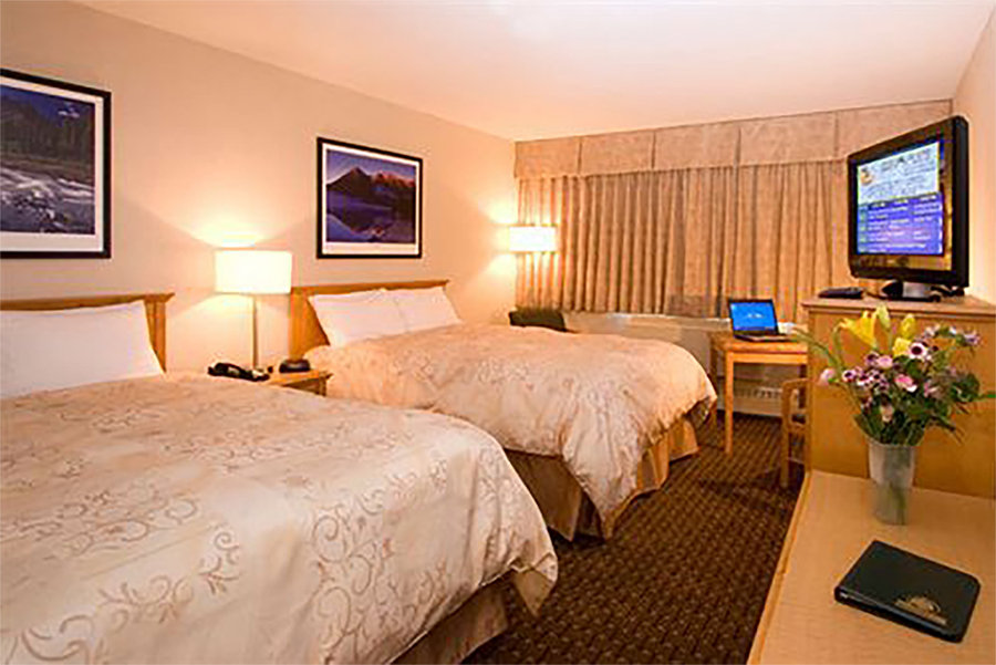 Woodlands Inn