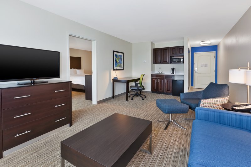Holiday Inn Express and Suites Effingham