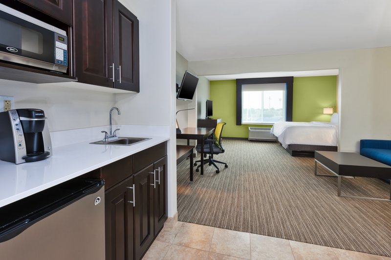 Holiday Inn Express and Suites Effingham