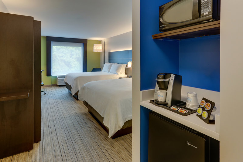 2 DOUBLE BEDS NONSMOKING