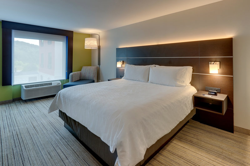 HOLIDAY INN EXP STES CORBIN