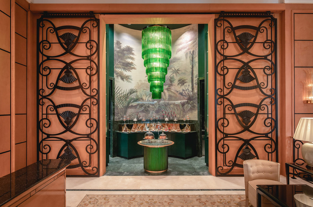 Guest photo