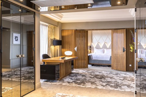 Royal Suite