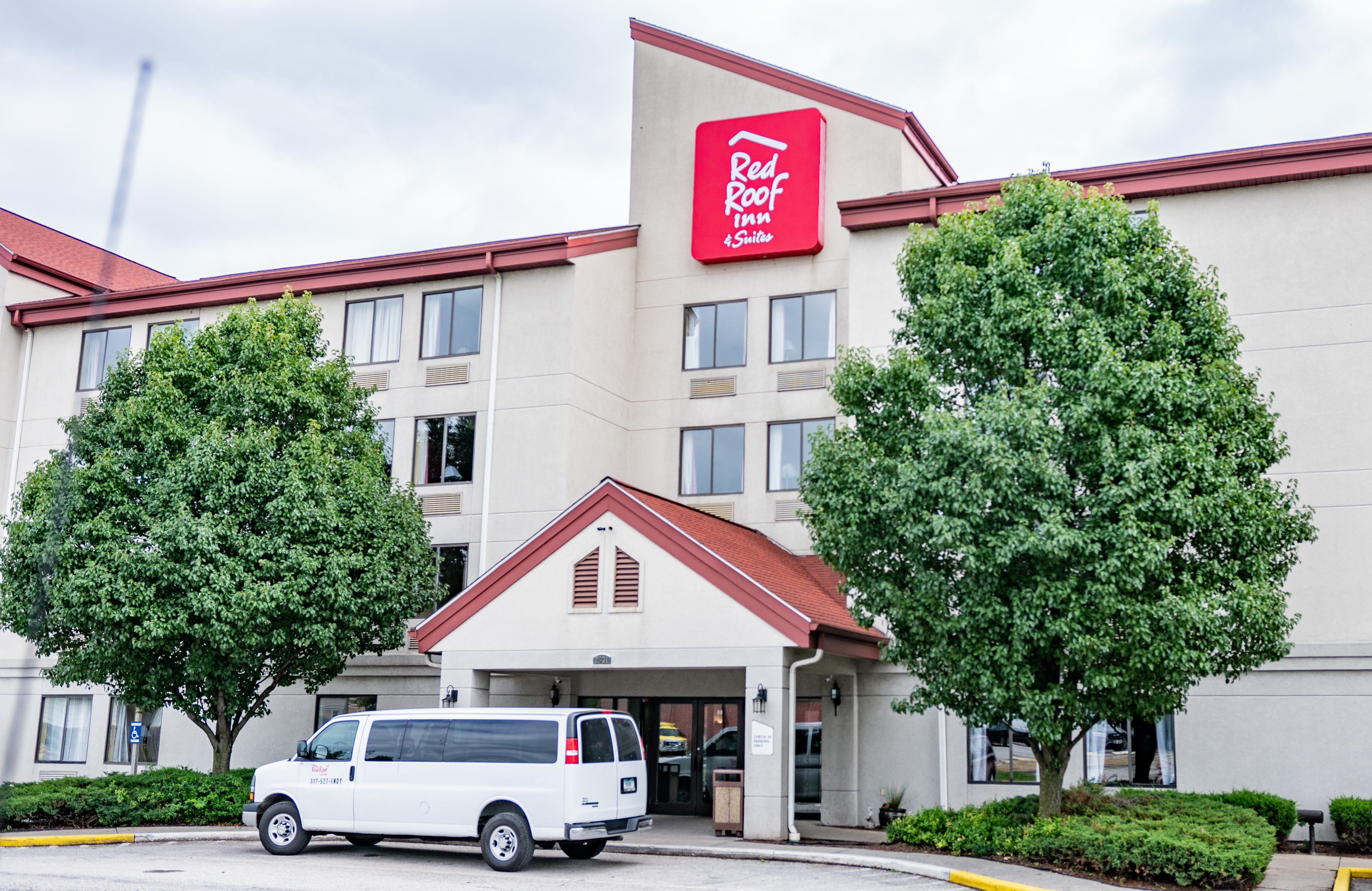 Red Roof Inn & Suites Indianapolis Arprt