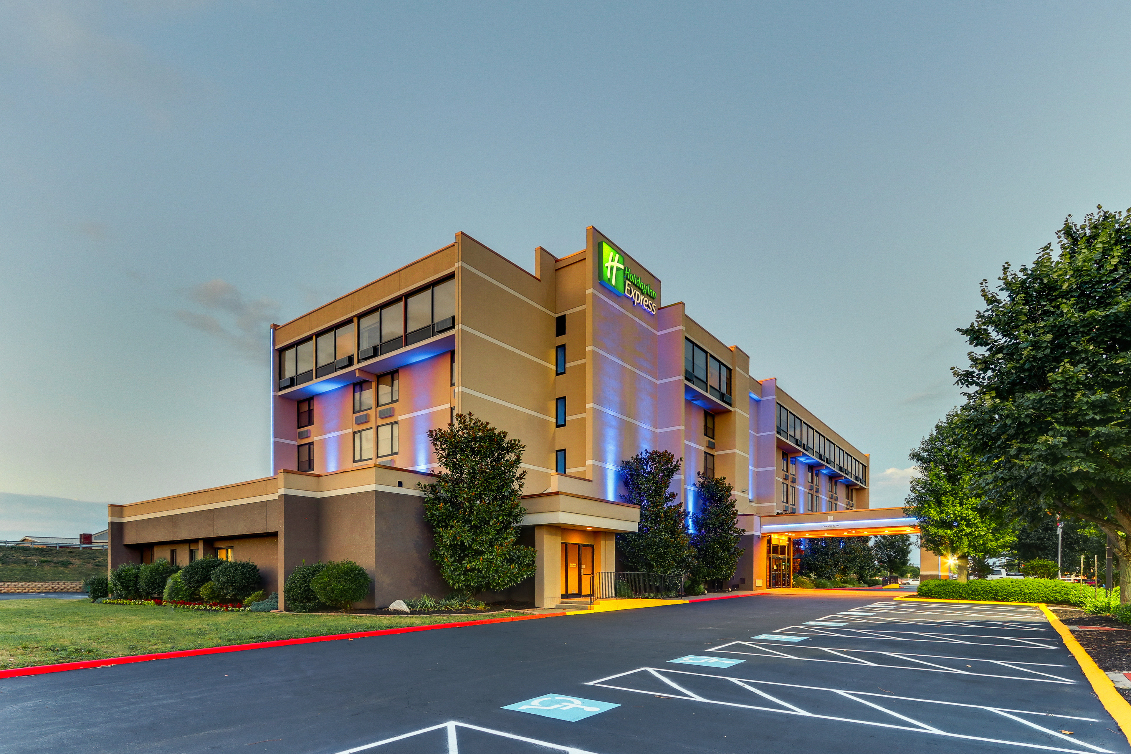 Holiday Inn Aberdeen-Chesapeake House