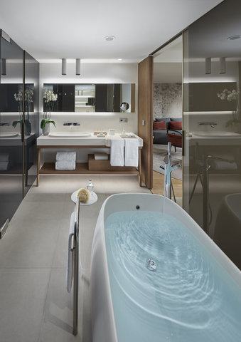 25. Mandarin Oriental, Barcelona - Studio Suite (2).jpg