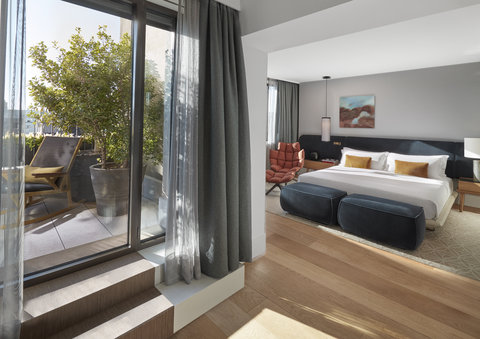 36. Mandarin Oriental, Barcelona - Terrace Suite bedroom (2).jpg
