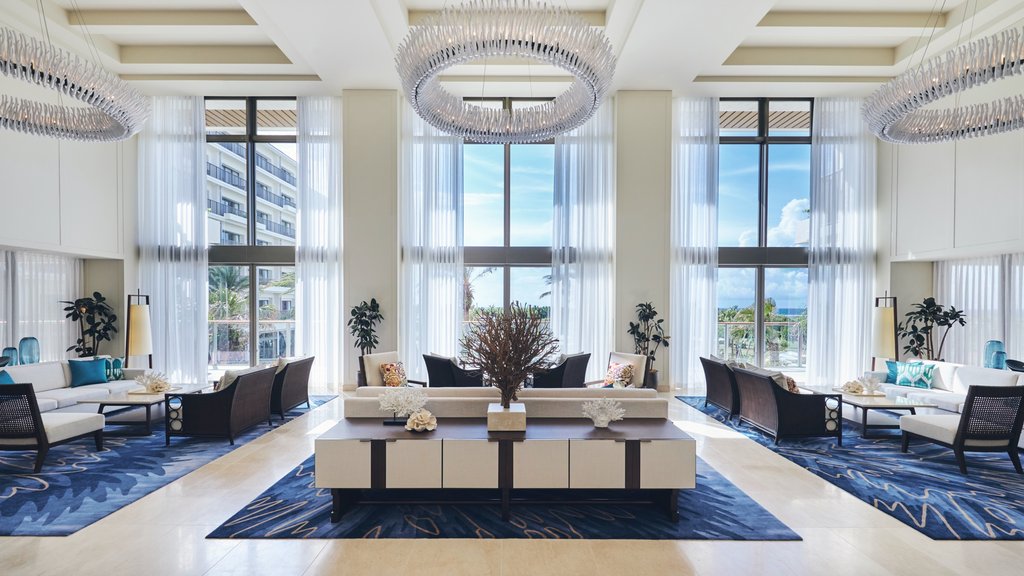 Bay Wing Lobby Lounge