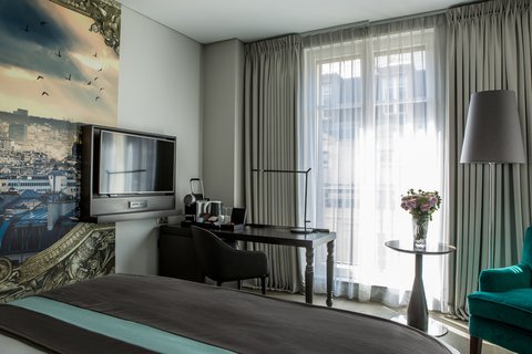 Vous allez appr&eacute;ciez le calme de nos chambres au coeur de Paris