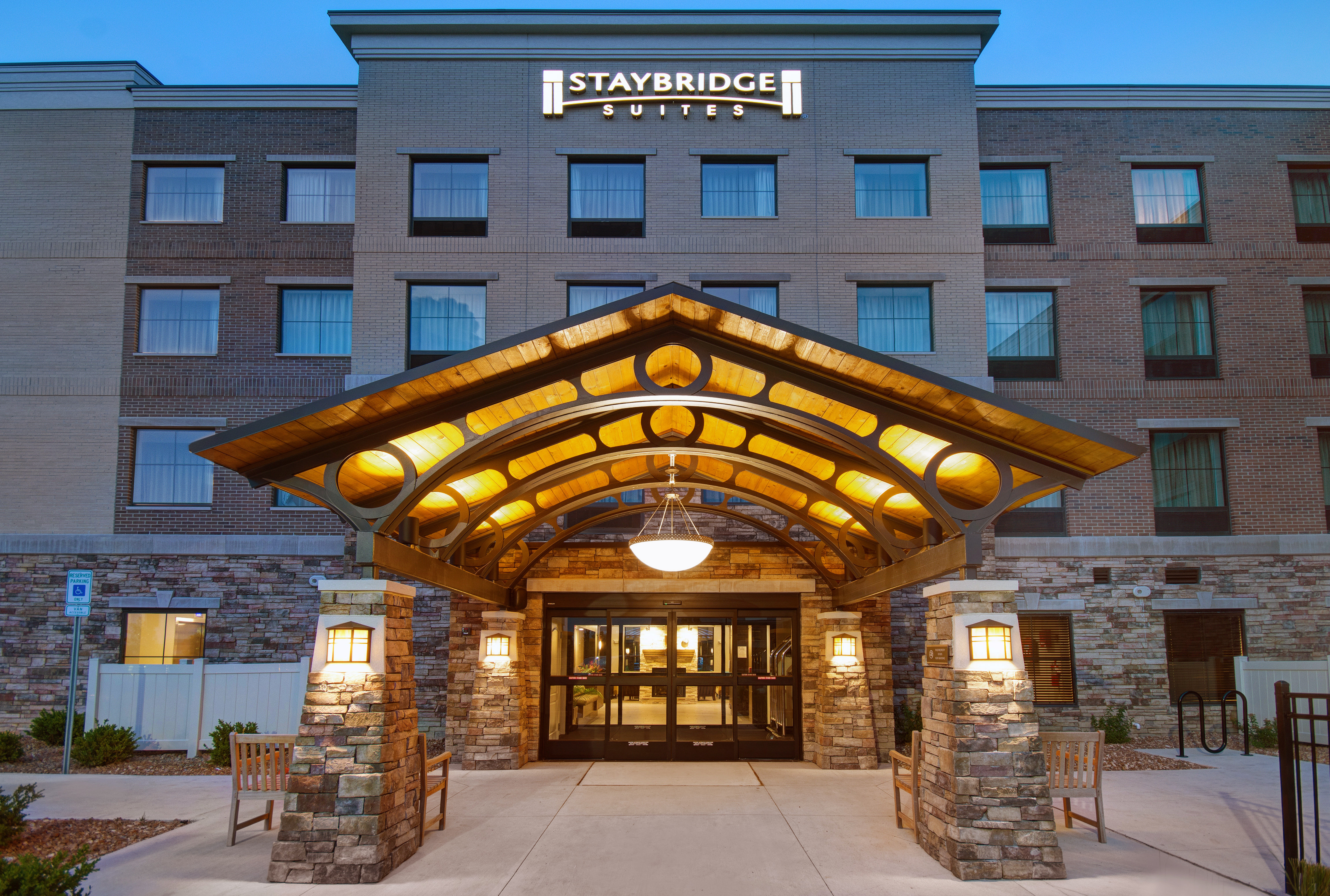 Staybridge Suites Sterling Heights