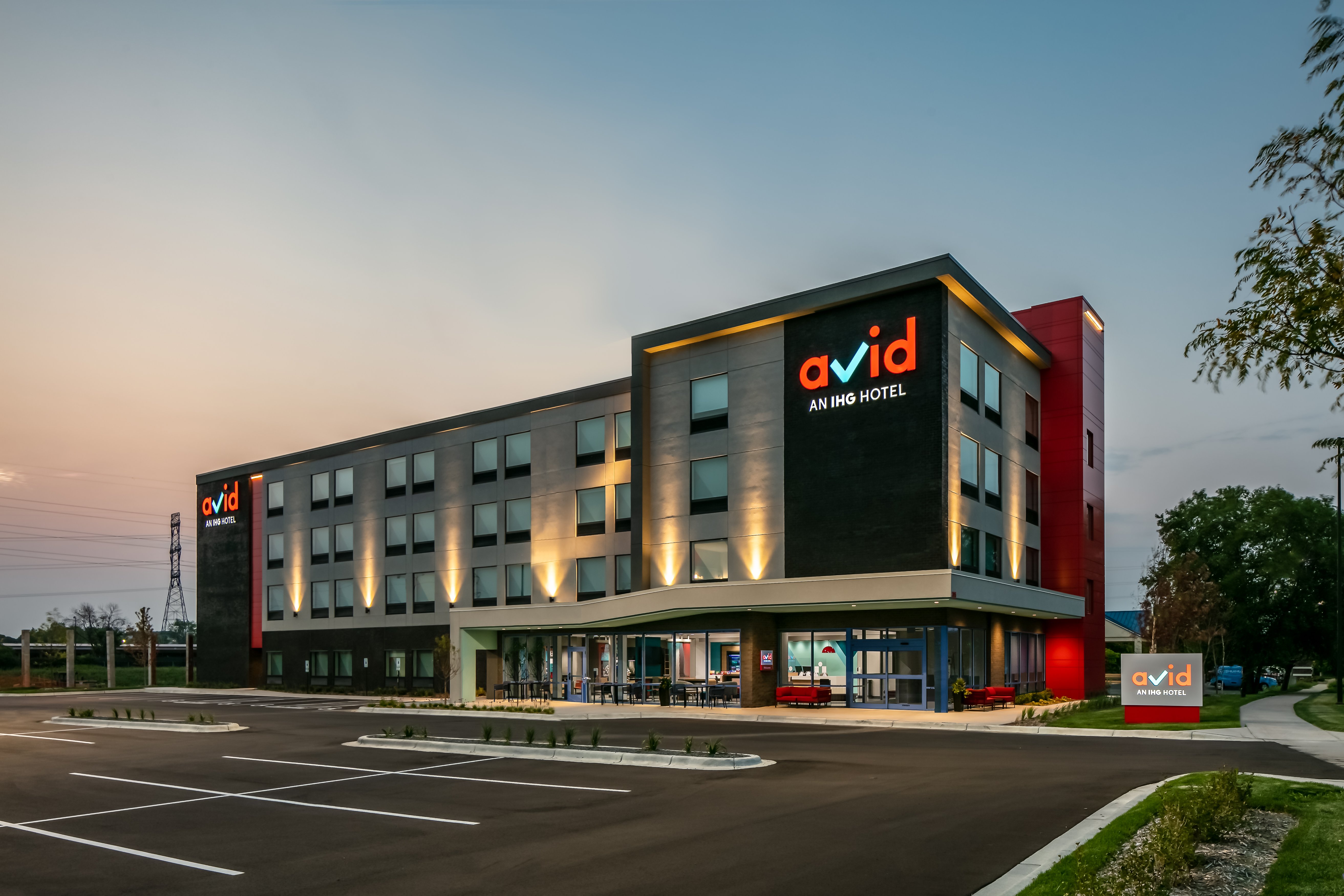 avid hotel Roseville-Minneapolis North