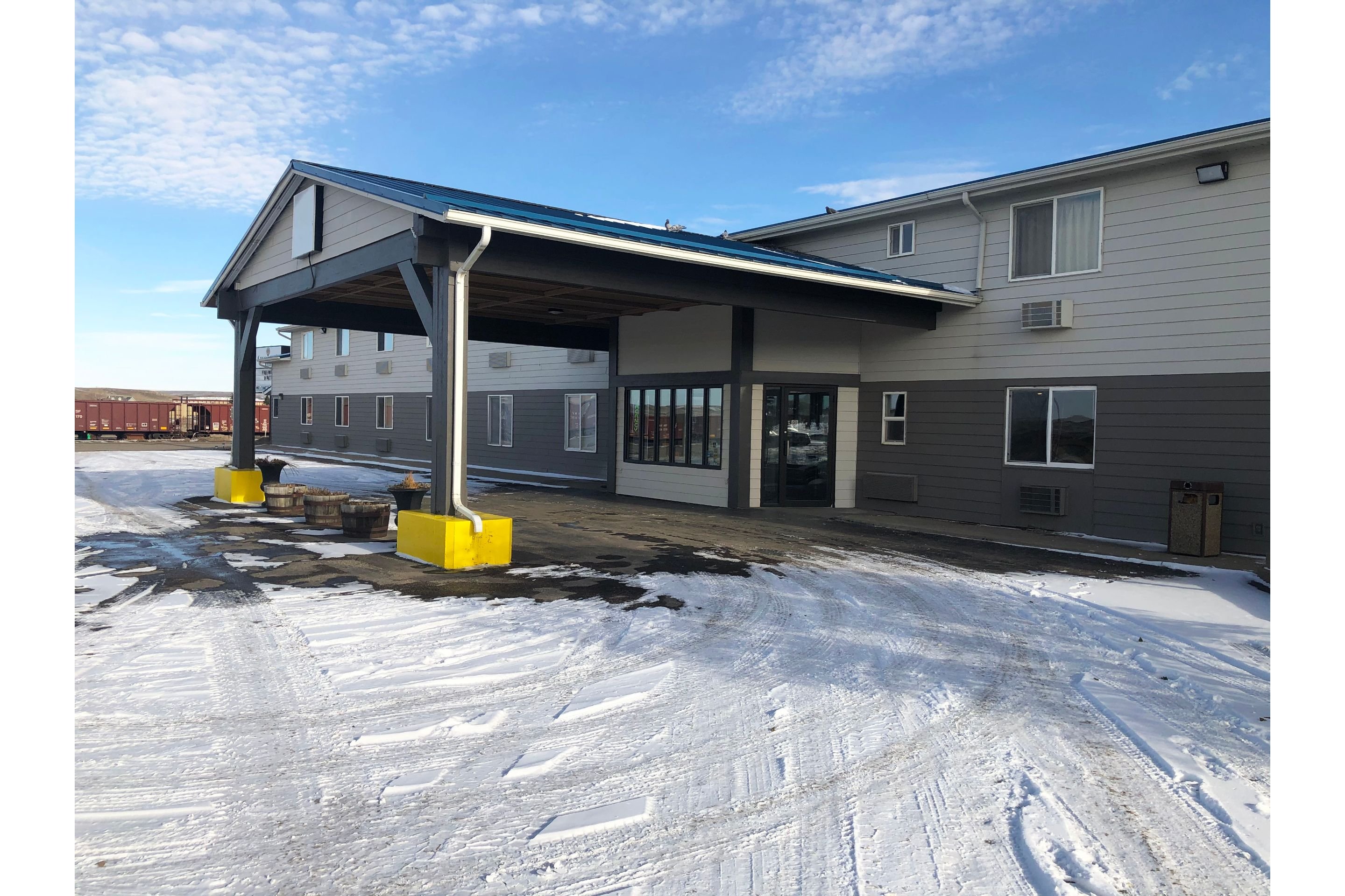 OYO Hotel Shelby MT Hwy 2 & I-15
