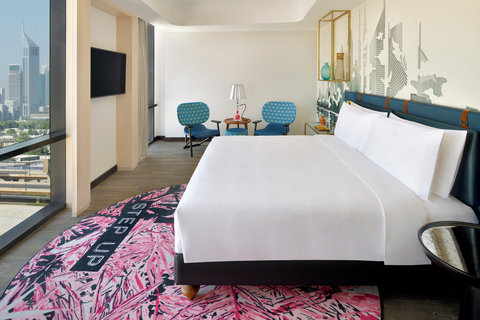Deluxe King room at Hotel Indigo Dubai Downtown