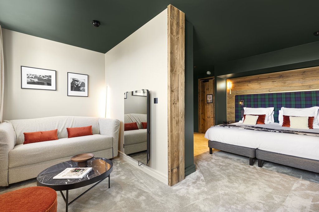 Guest photo