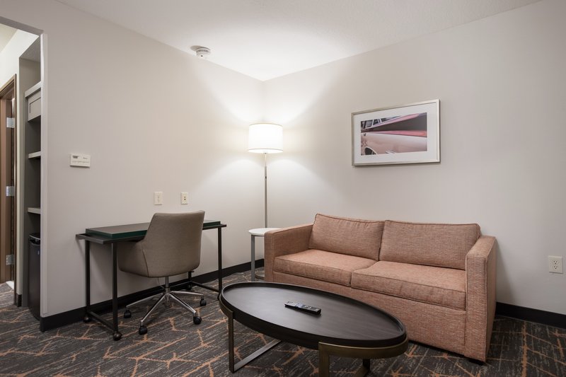 HOLIDAY INN JACKSON NORTHWEST