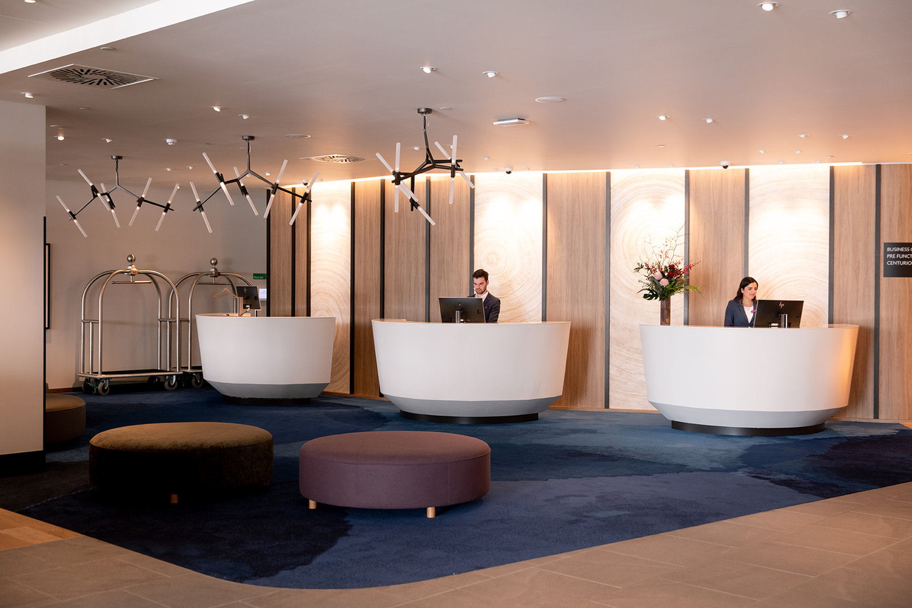 Crowne Plaza Hobart, an IHG Hotel - Front Desk