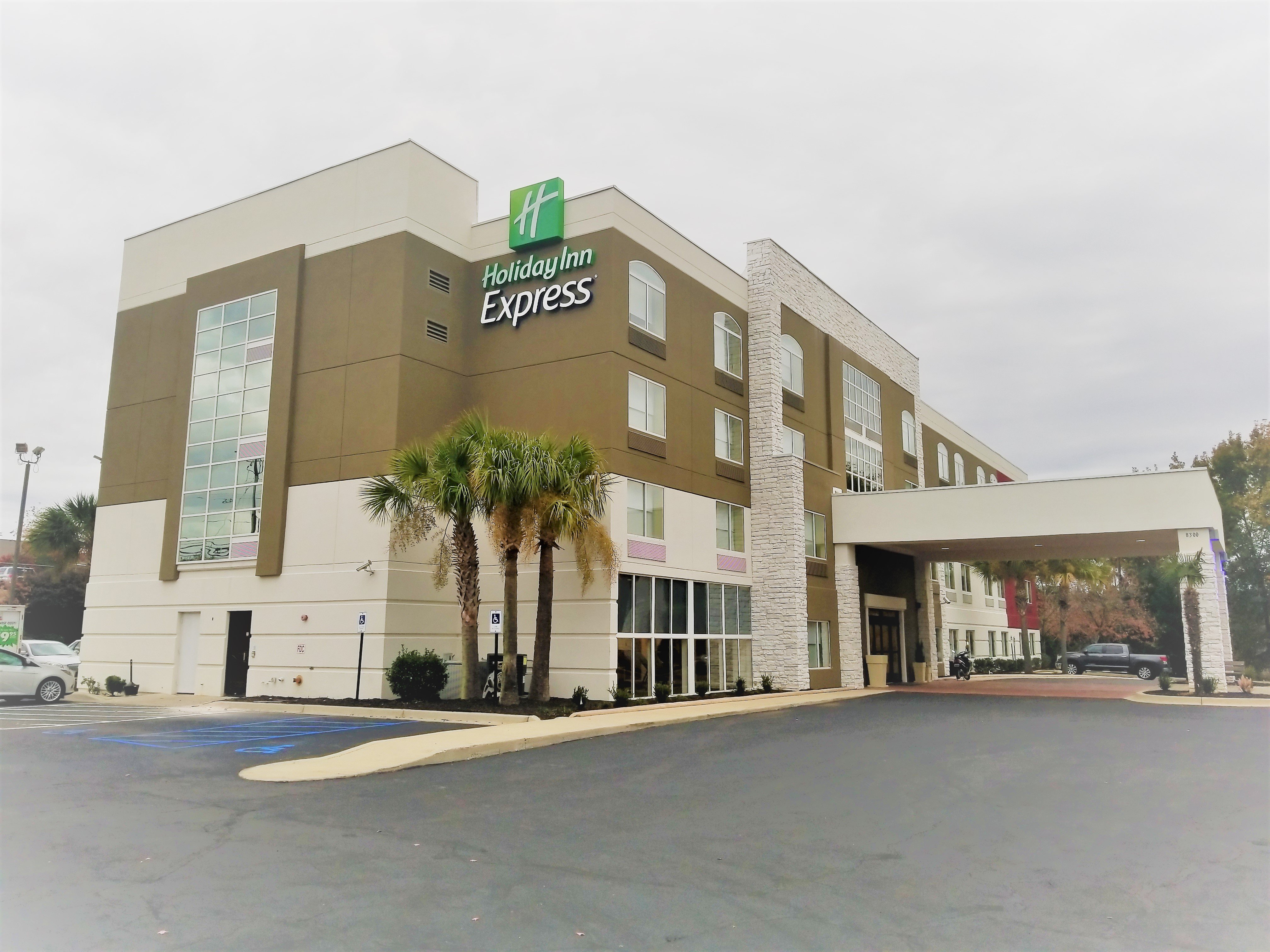 Holiday Inn Express Columbia NE