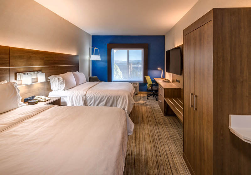 HOLIDAY INN EXP AND STES RENO