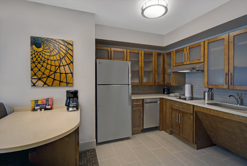Staybridge Suites Sterling Heights – Detroit
