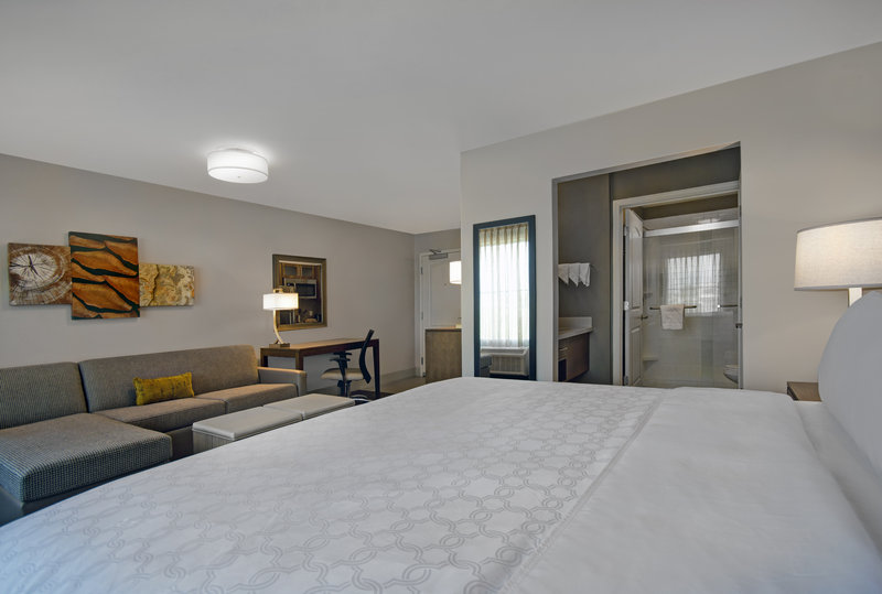 Staybridge Suites Sterling Heights – Detroit