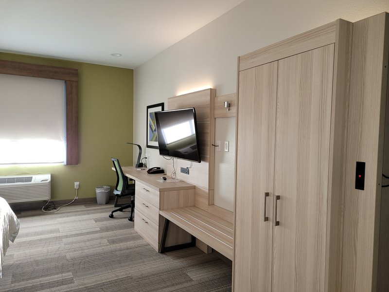 HOLIDAY INN EXP STES VIDOR SOU