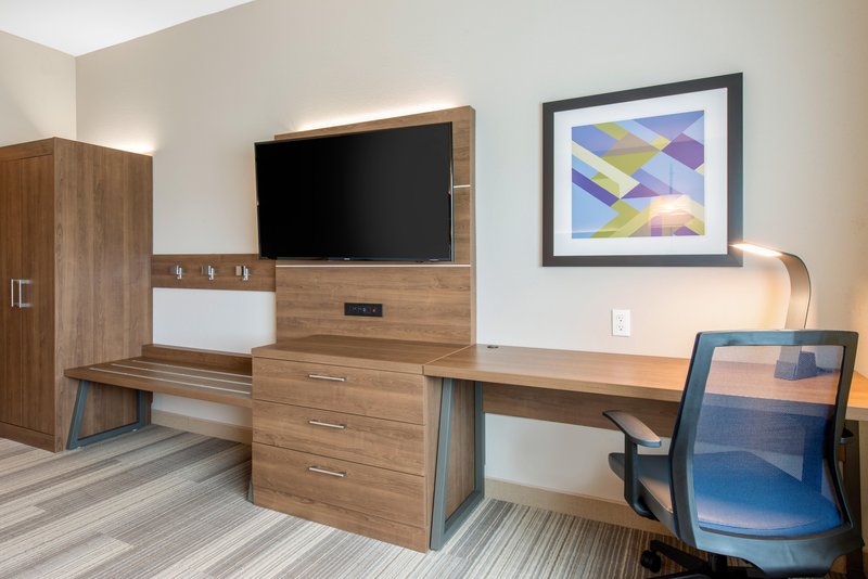 Holiday Inn Express and Suites Alachua – Gainesville Area