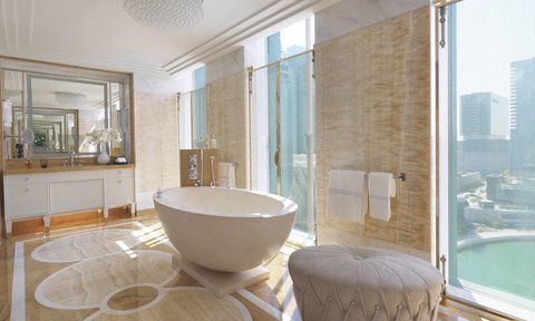 FSAD Royal Suite Bathroom 1.tif