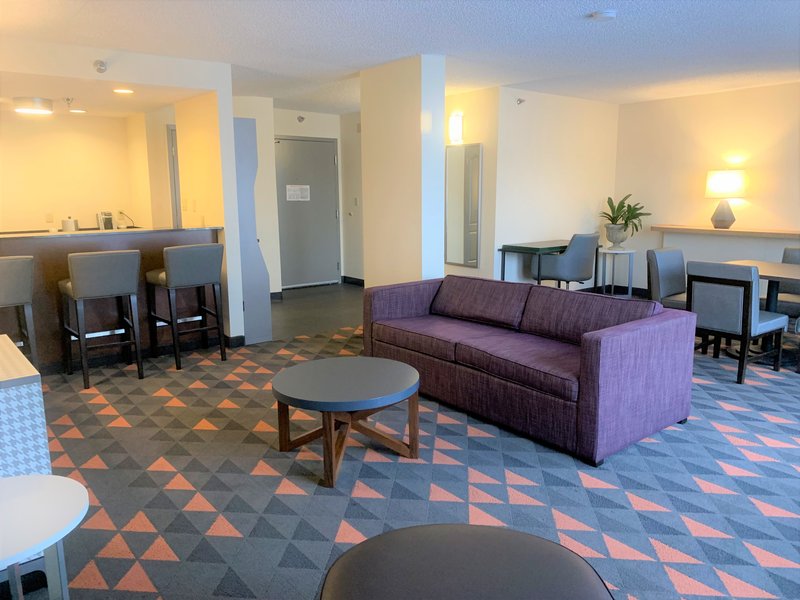 HOLIDAY INN ASHEVILLE BILTMORE