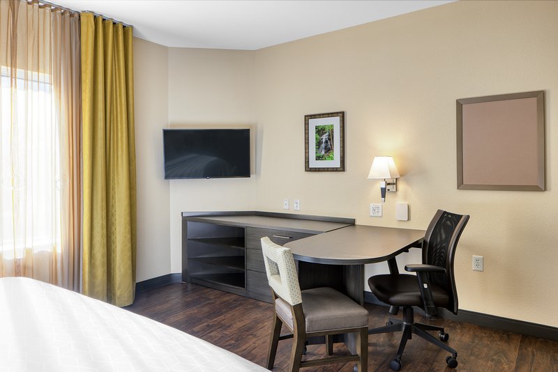 Candlewood Suites – Military Building 38300