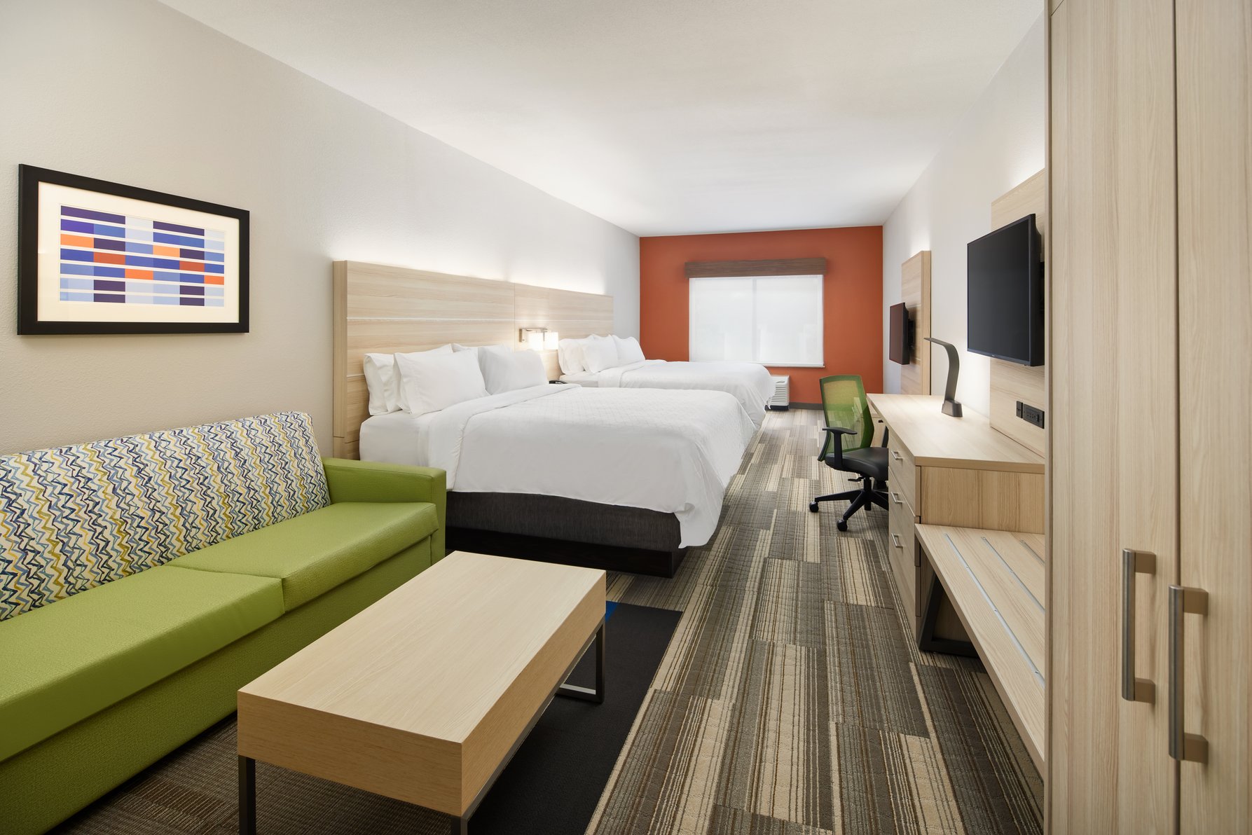 Holiday Inn Express Hotel & Suites Salem Room Type - 2 King Beds Suite Additional Living