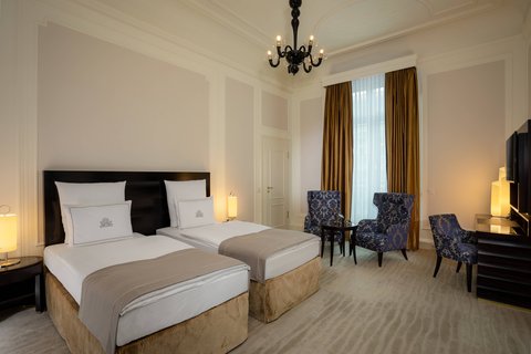 Suite Deluxe con dos camas individuales - Vista al lago