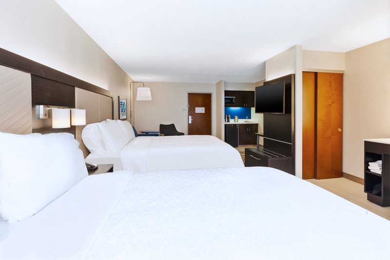 Holiday Inn Express and Suites Blacksburg – University Area