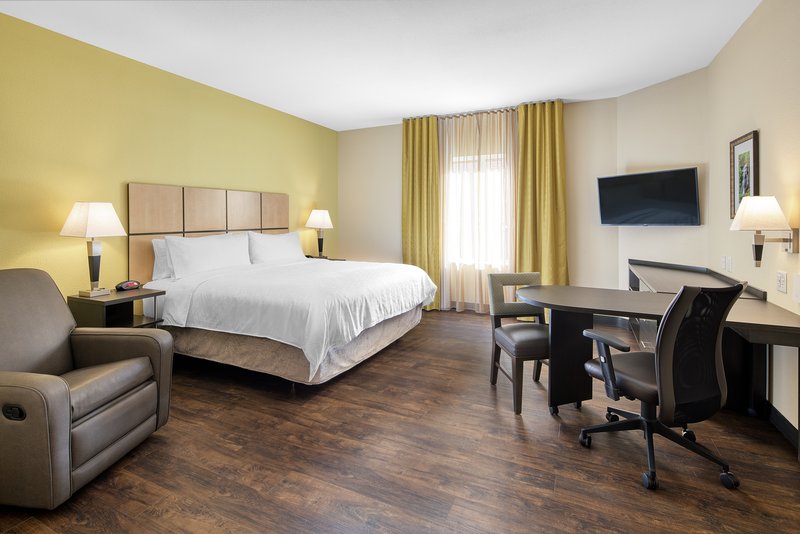 Candlewood Suites – Military Building 38300