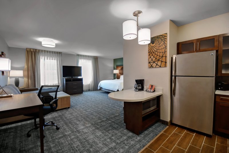 Staybridge Suites Holland