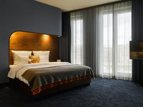 Extra Large Room