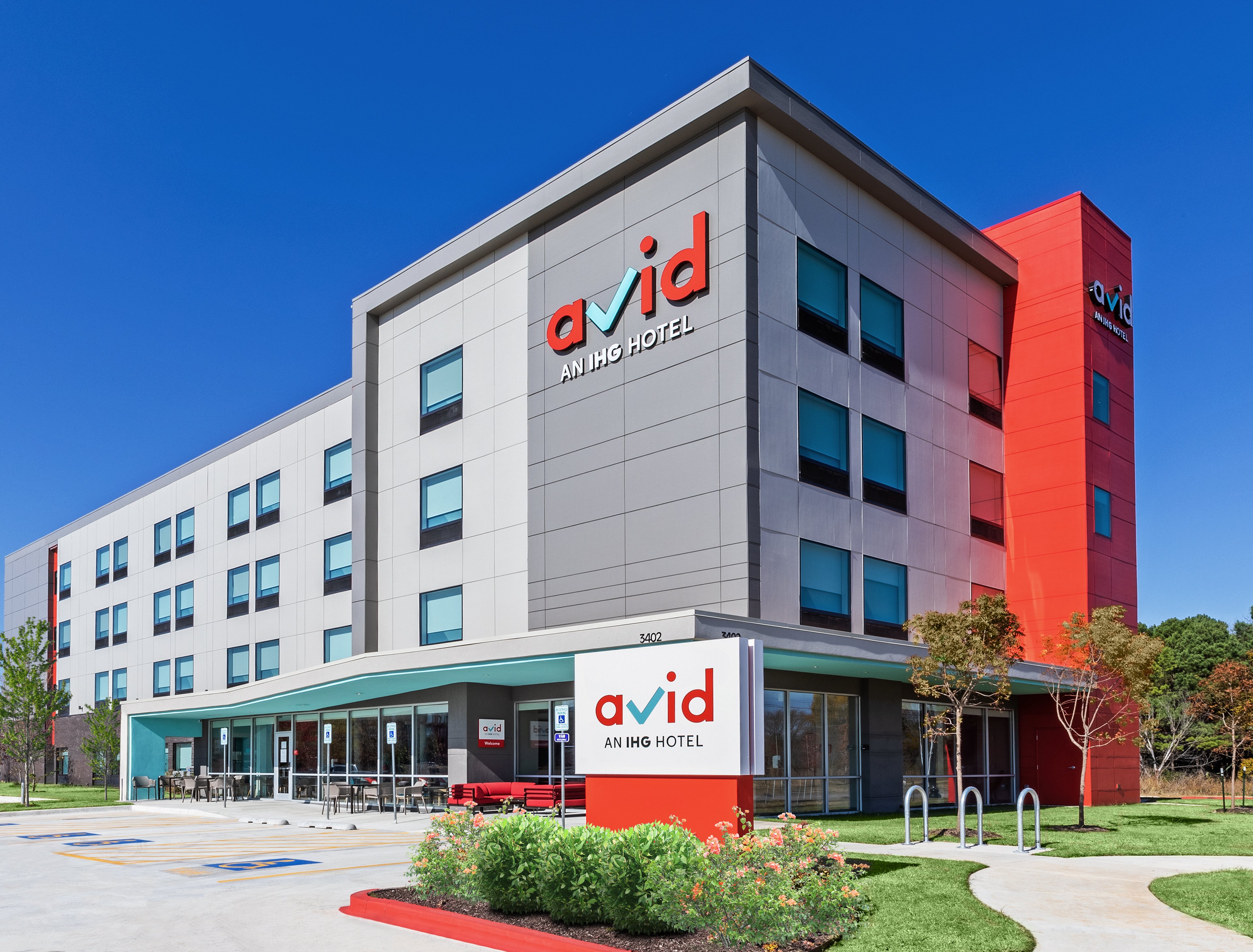 avid hotel Bentonville-Rogers