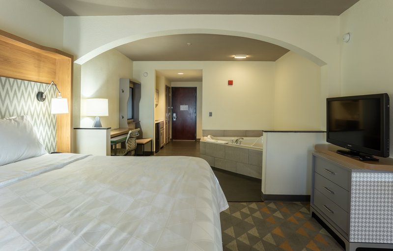 HOLIDAY INN BEAUFORT