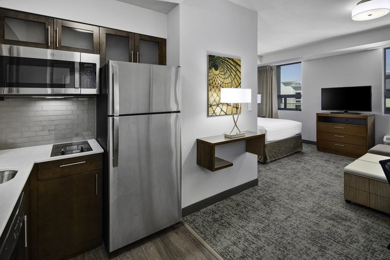 Staybridge Suites Irvine – John Wayne Airport