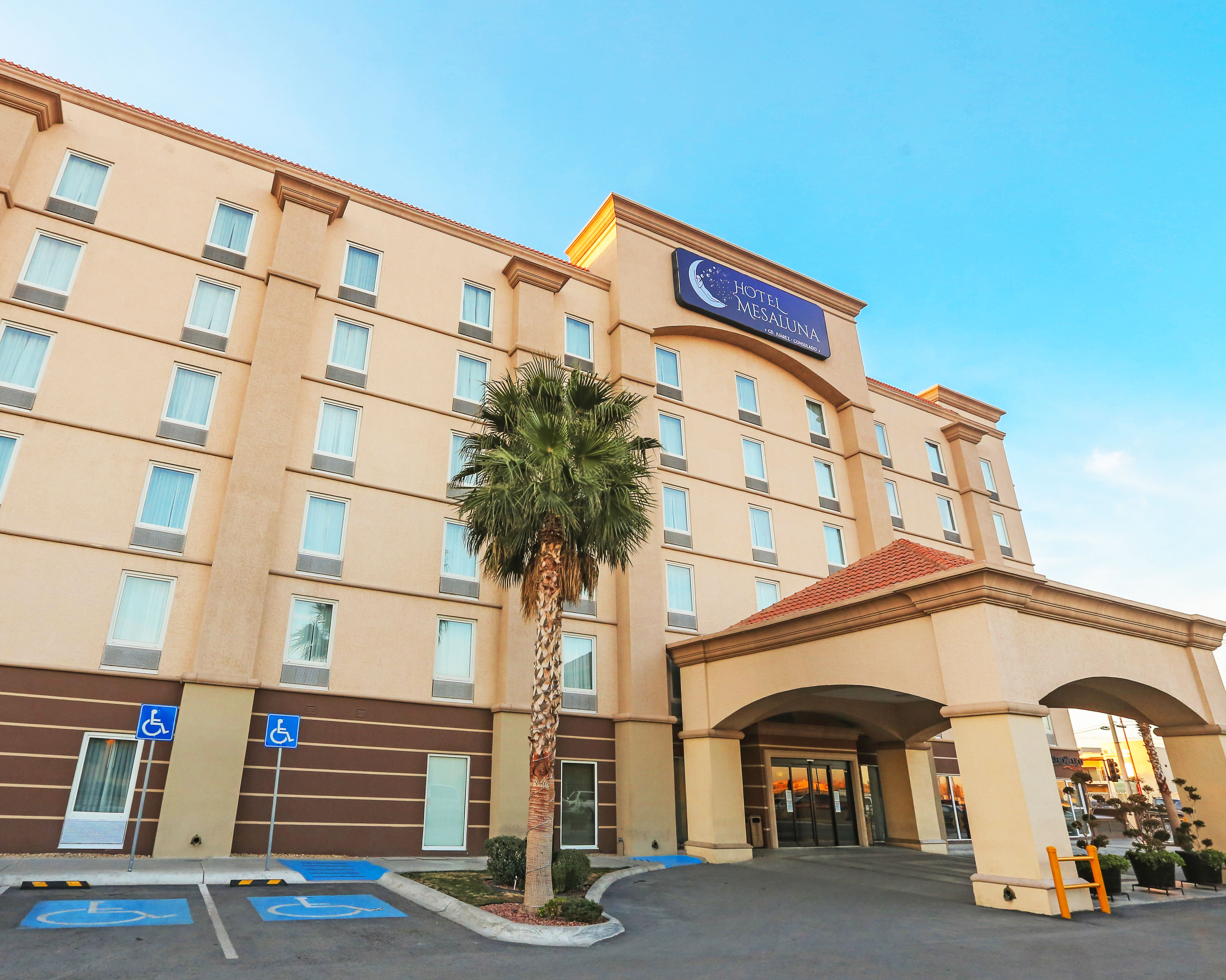 Hotel Mesaluna Ciudad Juarez