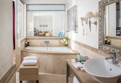 Gran Suite Bathroom