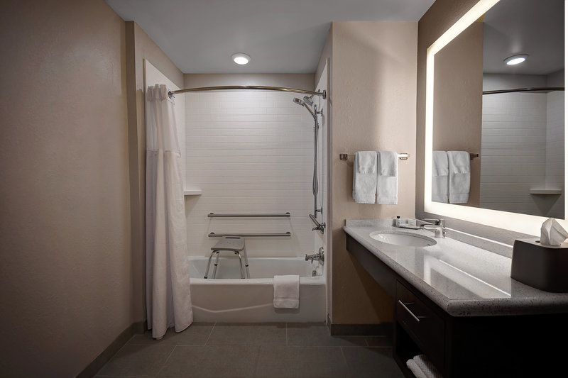 Staybridge Suites Holland