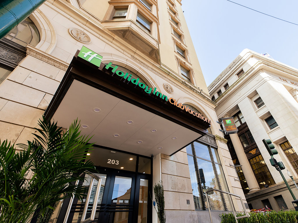 Exterior of Holiday Inn Club Vacations New Orleans Resort