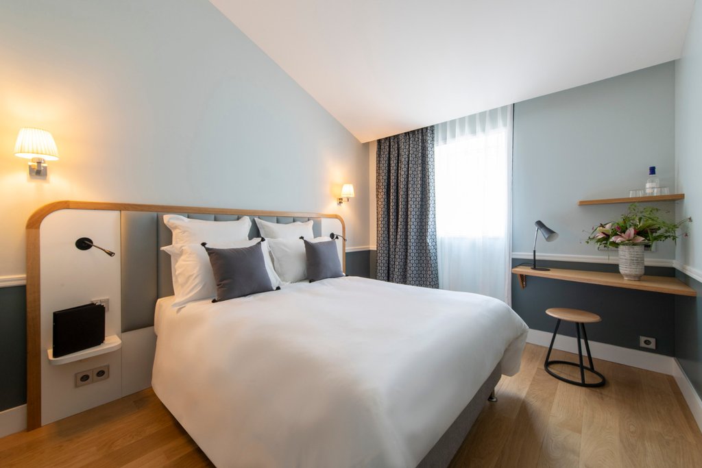 Guest photo