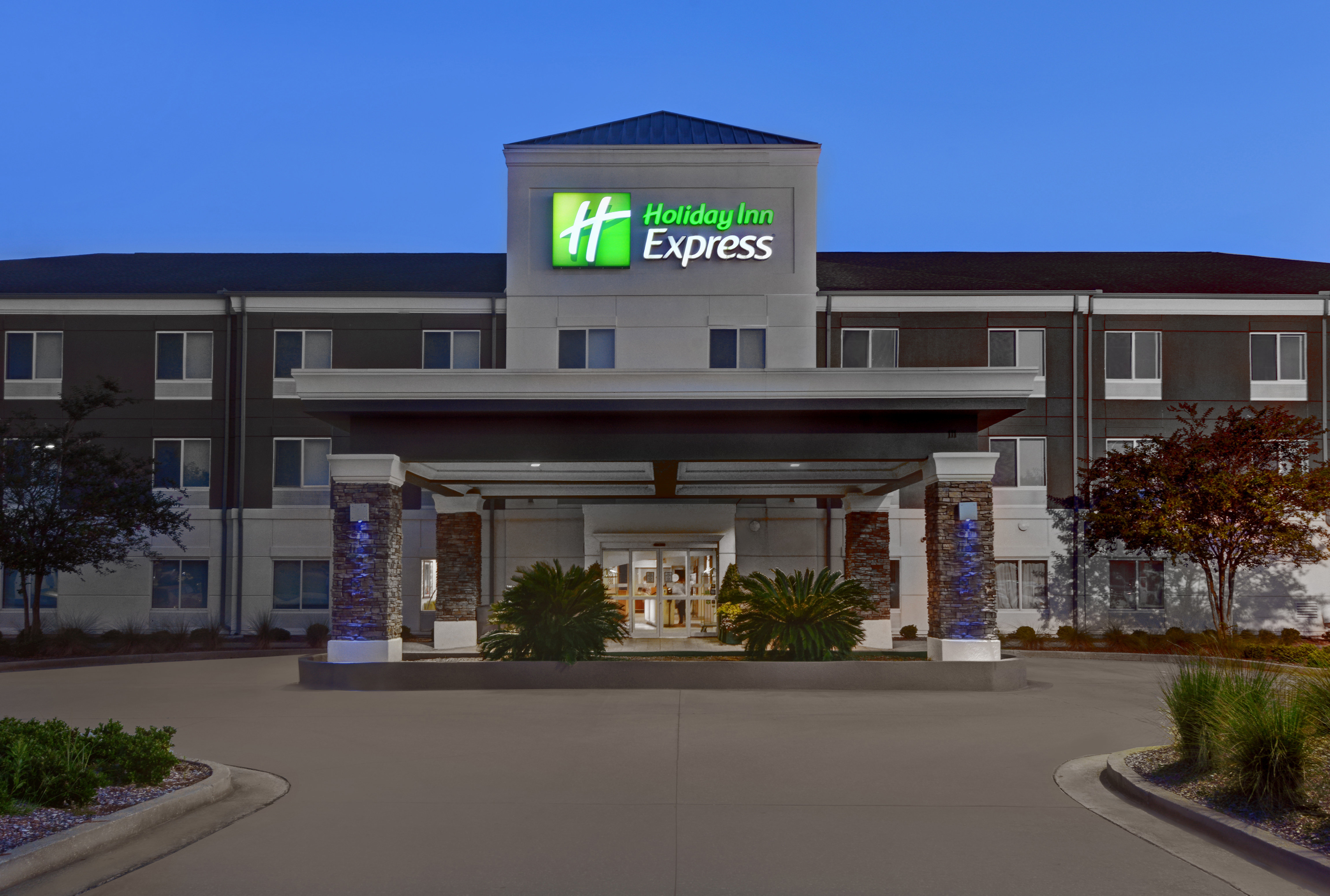 Holiday Inn Express Atmore North, an IHG Hotel Qantas Hotels