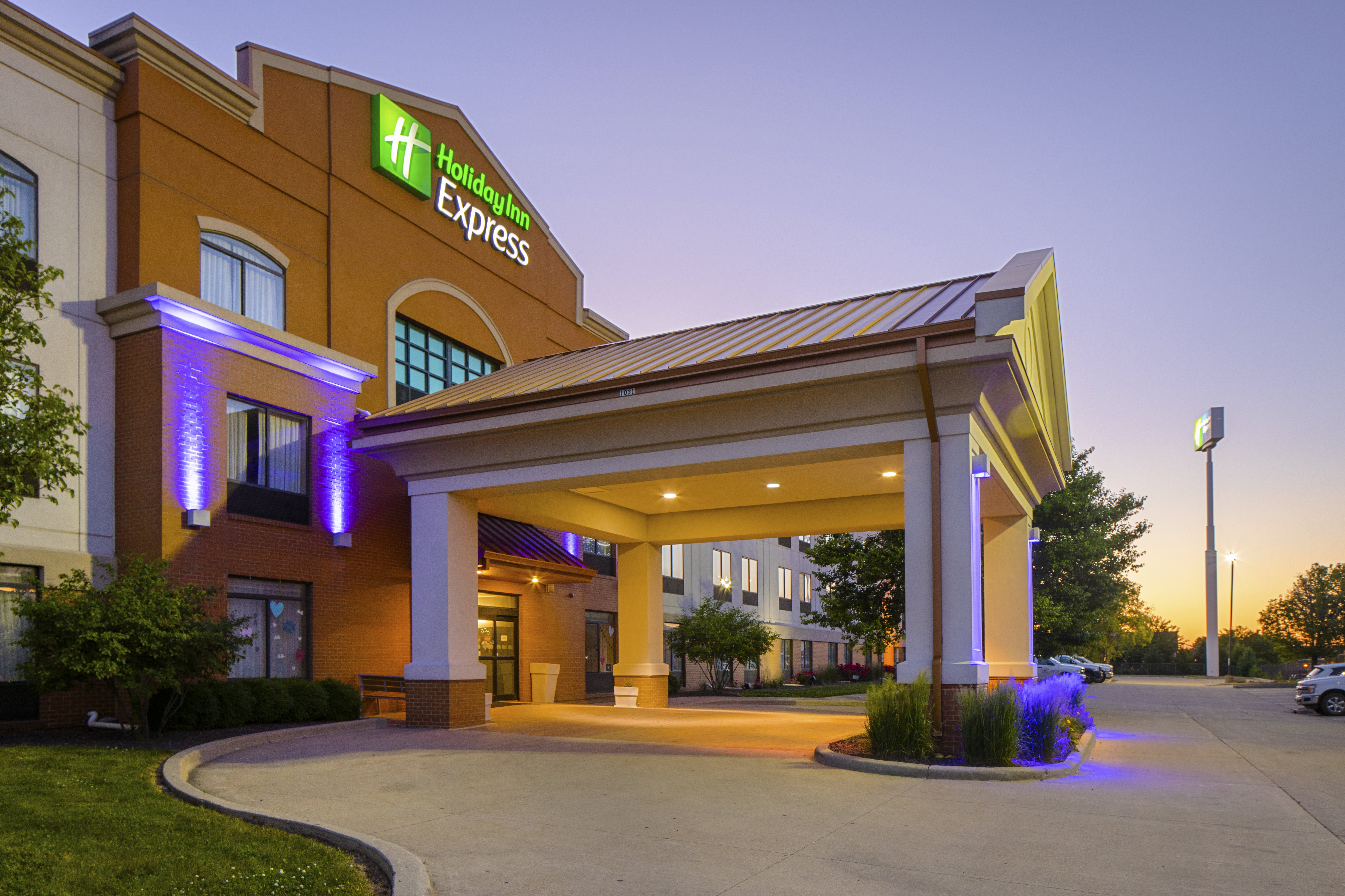 Holiday Inn Express West Bloomington